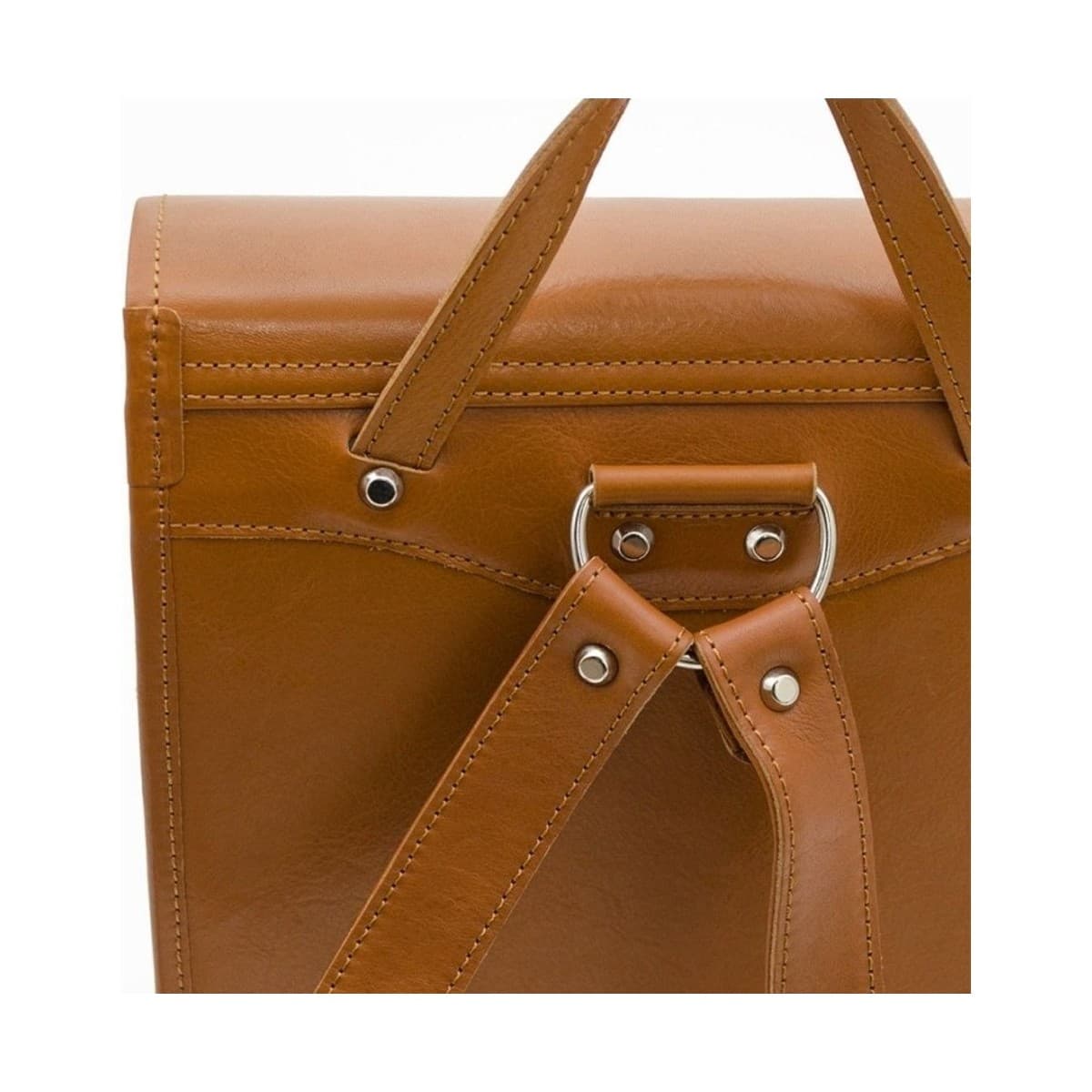 Back-panel stitching detail on the Sufuria in Camel Tan.